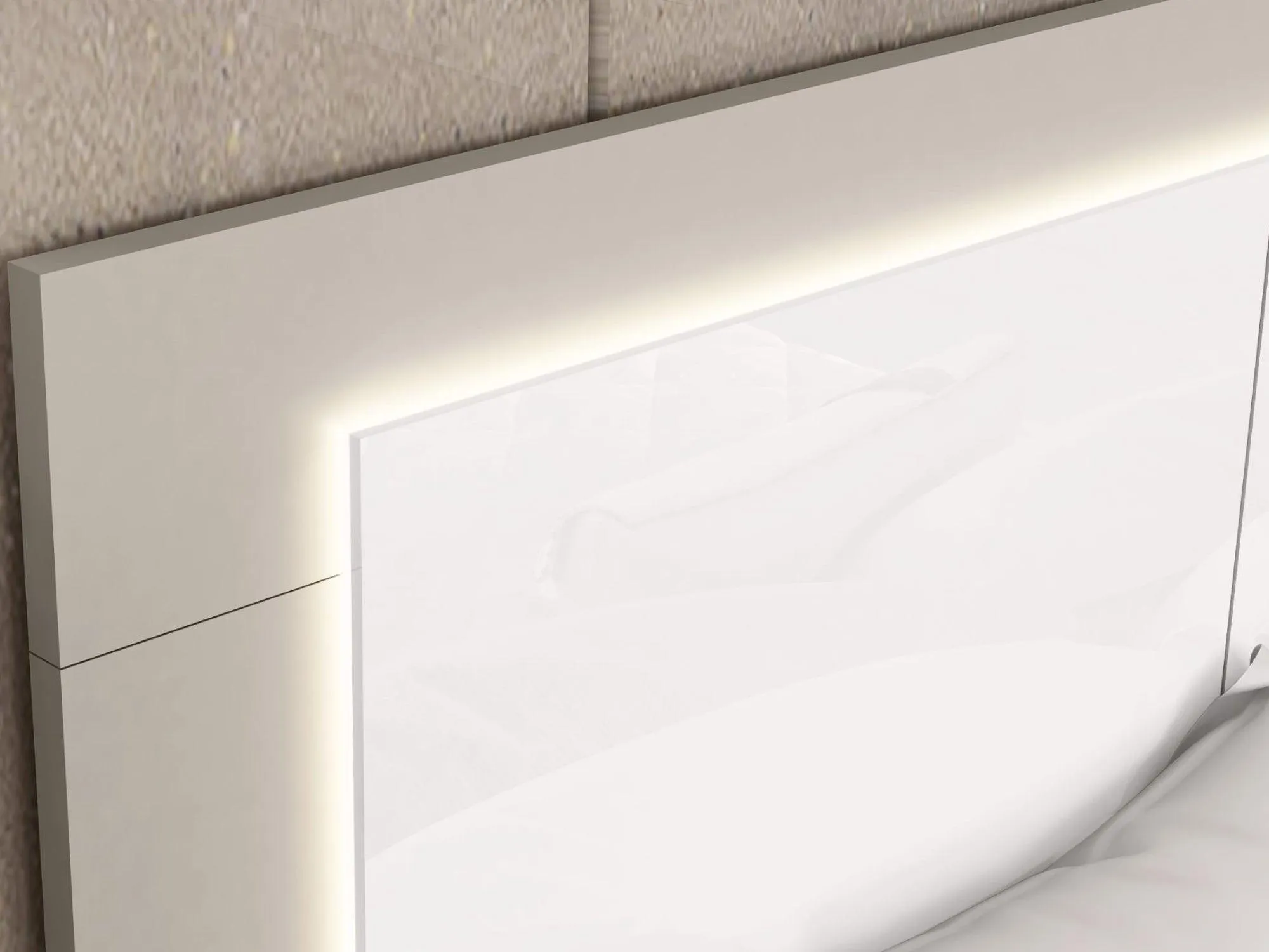 Daisy Bed Queen White