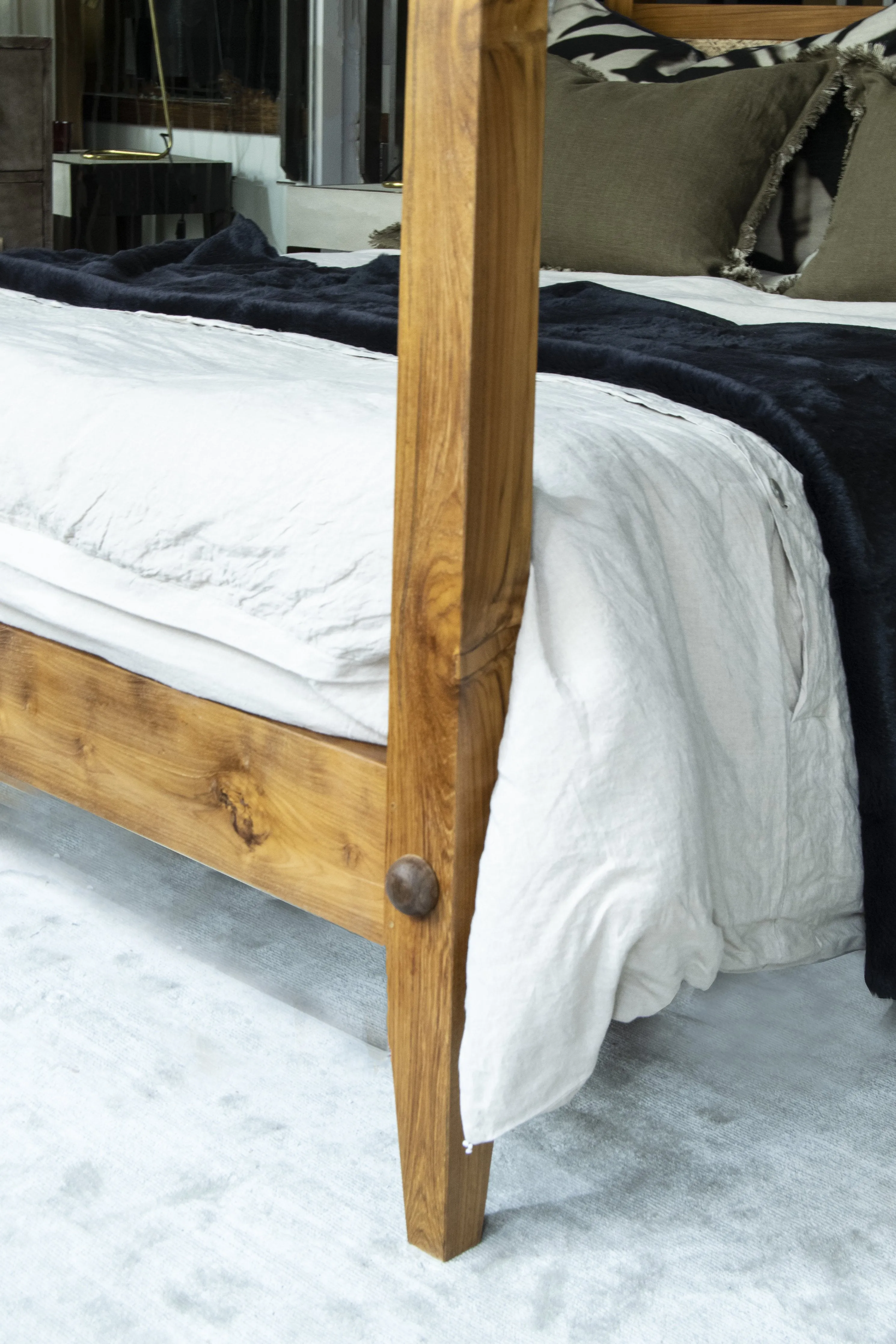 Havana Four Poster Bed with Woven Headboard