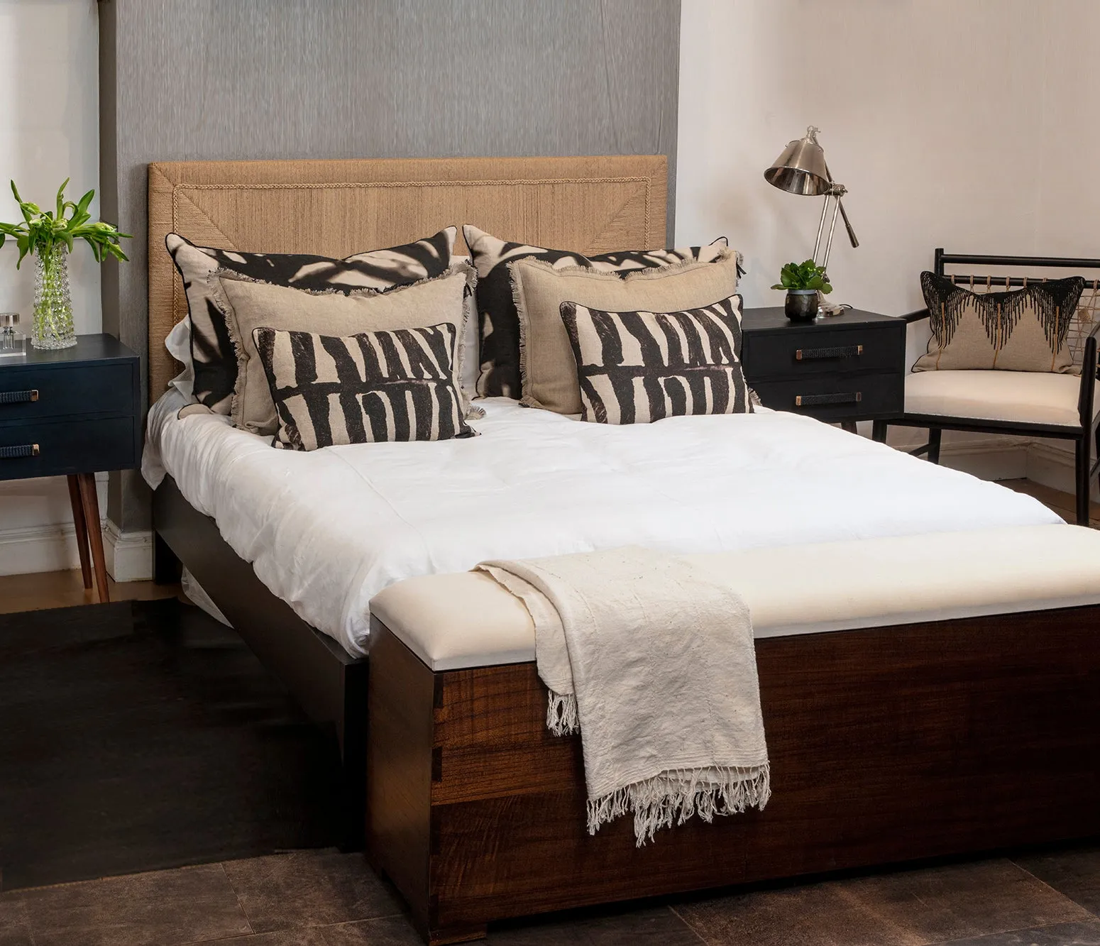 Maasai Mara 5'0ft King Size Bed